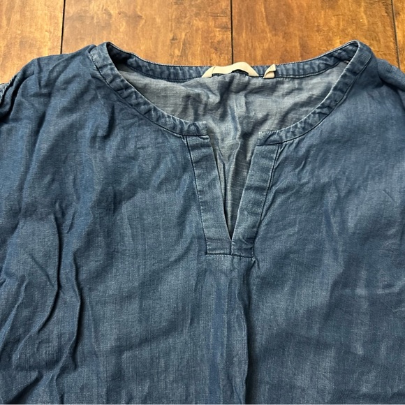 Soft Surroundings Tunic Top Womens LG  Chambray Cold Shoulder Tencel Cottagecore - Picture 9 of 10